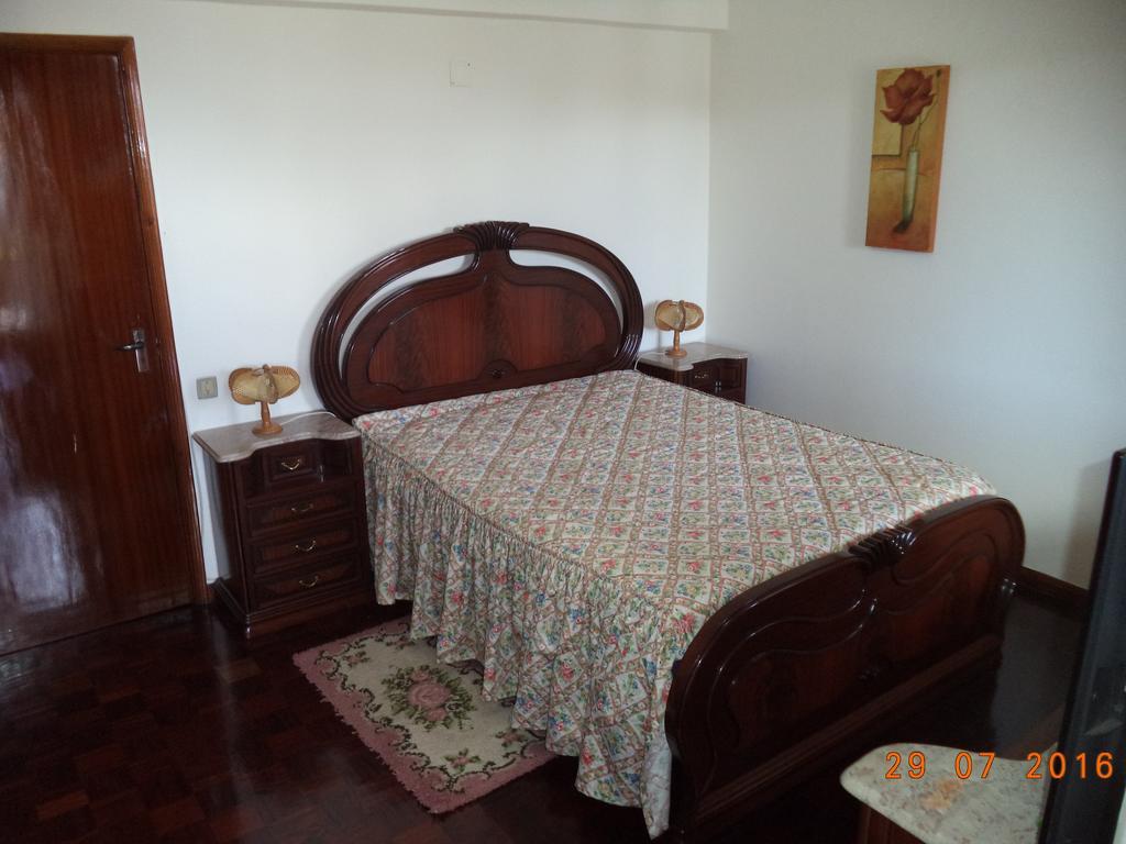 Hospedagem Casa Do Largo Hotel ซังโตดาแซร์รา ภายนอก รูปภาพ